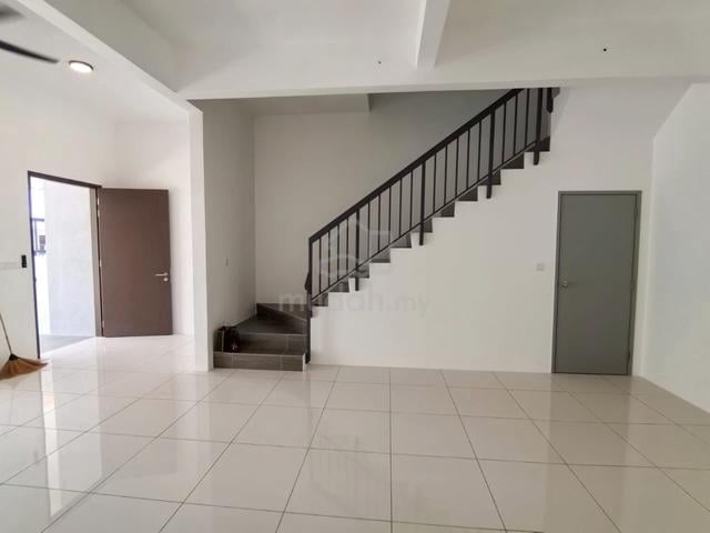 Dahlia Garden @ Bandar Tasik Mutiara @ Double Storey Terrace 1