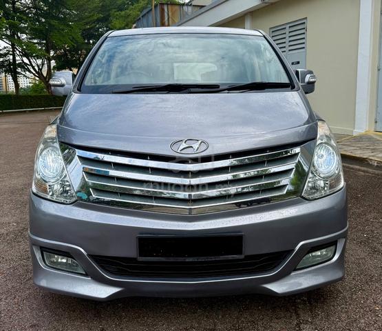 2013 Hyundai GRAND STAREX 2.5 ROYALE FACELIFT (A) - 3