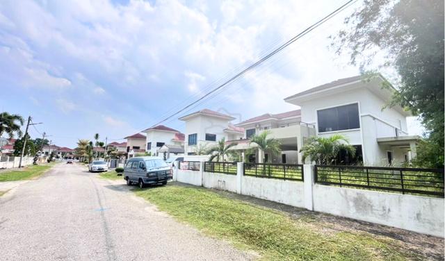Bandar Baru Sri Klebang Gated Guarded Double Storey Bungalow Ipoh 3