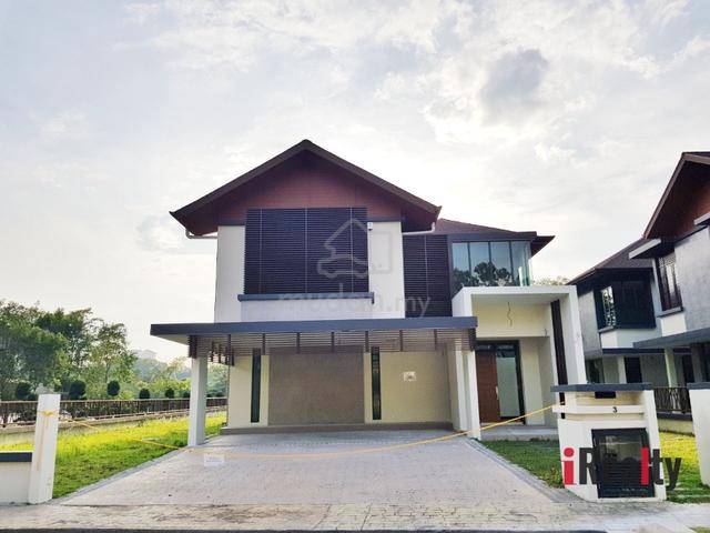 2 stry Bungalow wit Pool Putrajaya 1