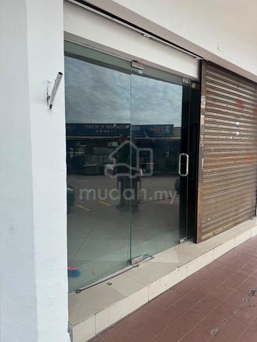 Menglembu corner shoplot for rent 1