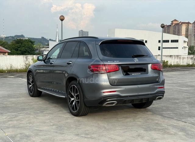 2021 Mercedes Benz GLC300 4MATIC AMG LINE 2.0L (A) - 2