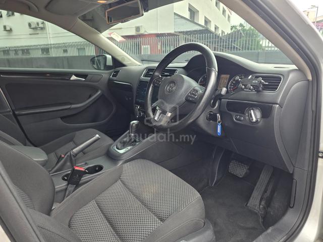 2015 Volkswagen JETTA 1.4 TSI (CKD) (A) - 4