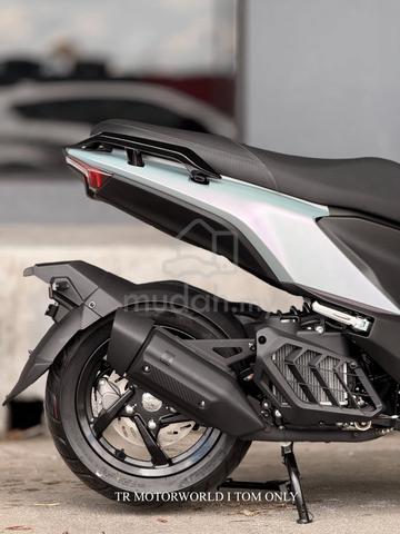 Carousel Image