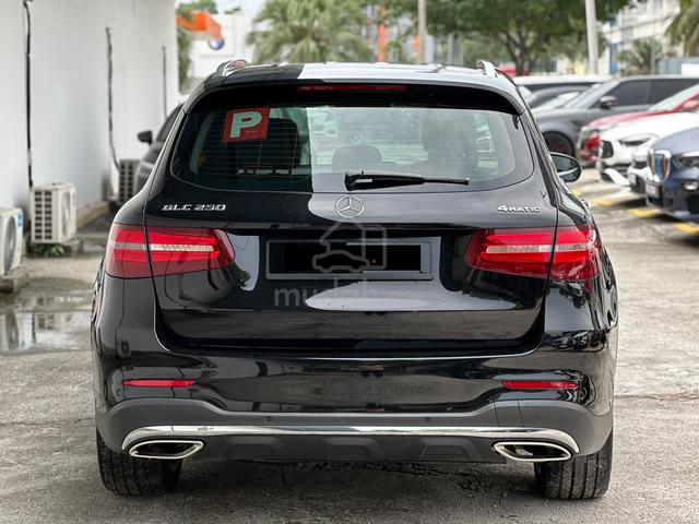 2017 Mercedes Benz GLC250 4MATIC (CKD) 2.0 1 OWNER - 4