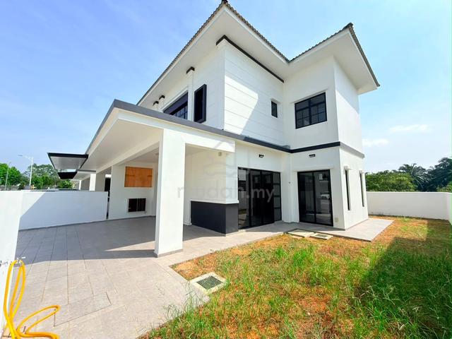 The Tate Double Storey garden House For Rent,Eco Botanic 1
