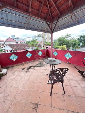 1.5 storey Semi-D with loft style Tanjung Bungah LA 1800sf 1