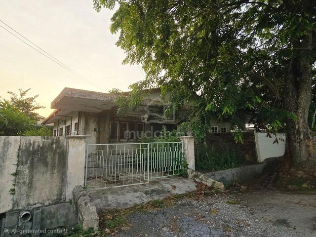 Freehold Semi D/Prime Location Ipoh Garden 1