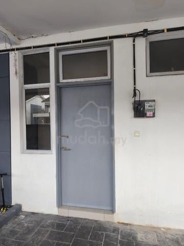 For Rent Townhouse Ground Floor Simfoni Perdana, Bandar Puncak Alam 1
