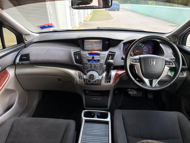 2011 Honda ODYSSEY 2.4 M (A) - 3