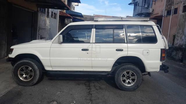 1997 Mitsubishi PAJERO 2.5 (M) - 3