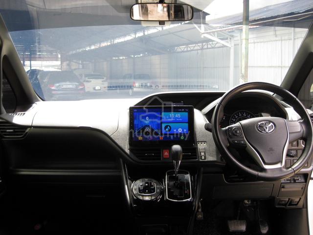 2018 Toyota NOAH 2.0 WXB NFL Voxy 2PD PreCrash LTA - 4