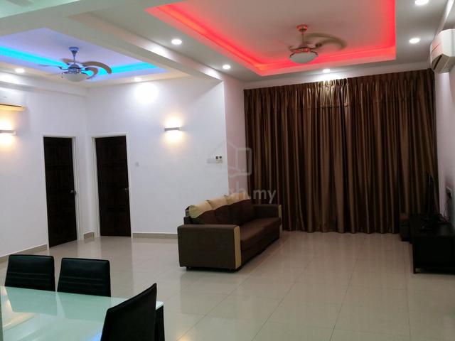 Fully Furnished Penang Gelugor Room For Rent 1