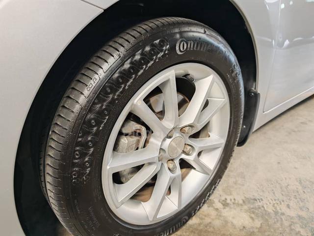 2016HyundaiElantra GLS 1.6 (A)B/ListBolehLoanKedai - 3