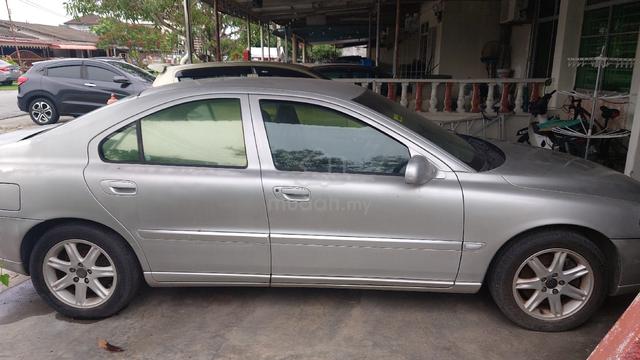 2001 Volvo S60 2.0 T (A) - 1