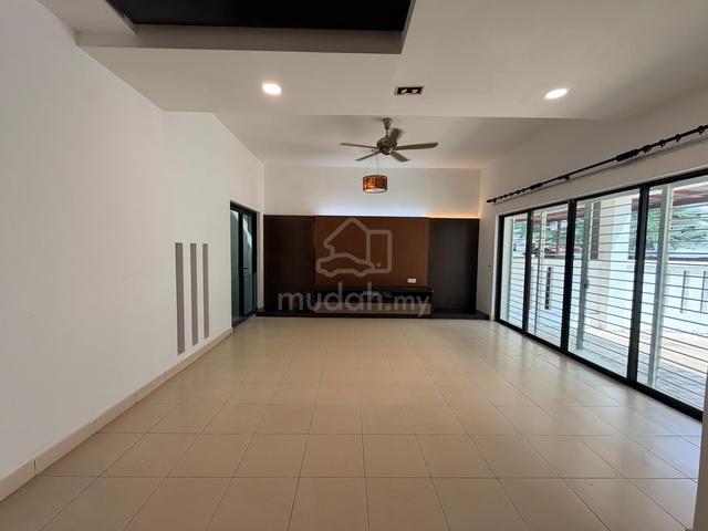 2.5 sty house @ The Peak, Taman Len Seng, Cheras, KL, Super Cheap 1