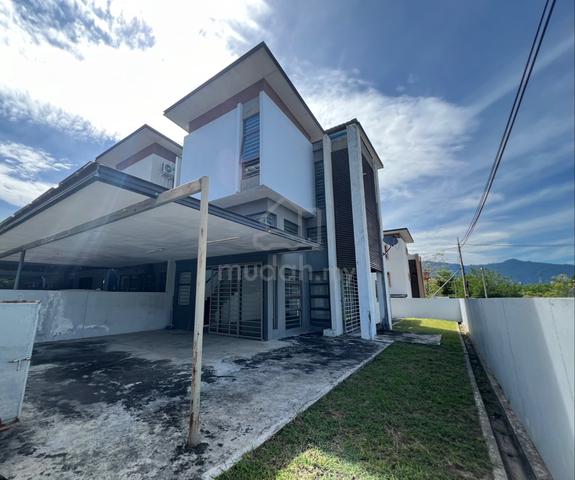 3 Storey Corner terraced house for sale 1