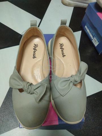 Shoe 9/10 - photo 5 of 6