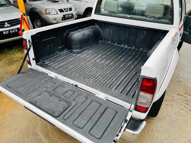 2007 Nissan FRONTIER 2.5cc Manual Intercoole Turbo - 4