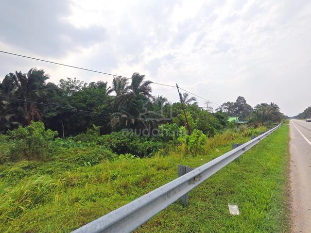 TEPI JALAN❤️INFRA SIAP💥 Tanah Lot Banglo Chenderong Balai Kampar 1