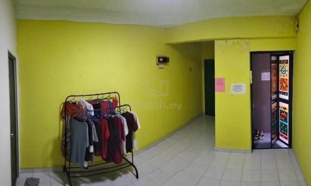 Sri Kenari Apartment 1
