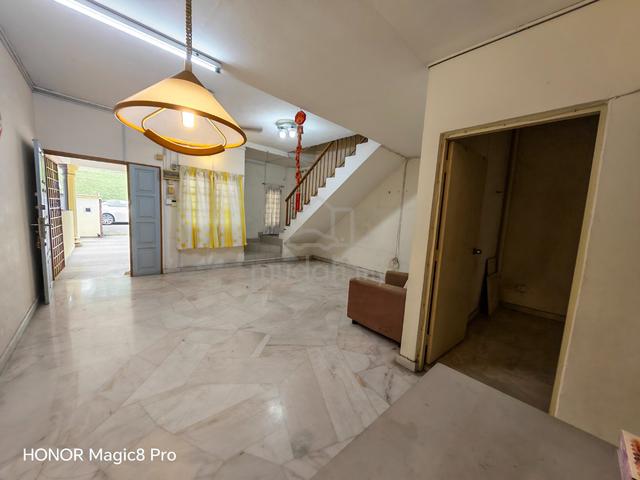 2 Storey Terrace House for Sale @ Taman Sungai Besi Indah 1