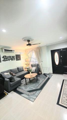 INTERMEDIATE 1.5 Storey Terrace Seksyen 7 Kota Damansara For Sale 1