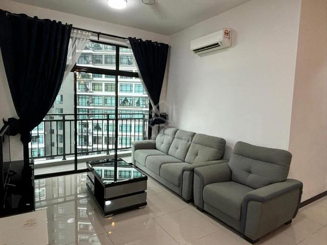 Molek Regency 1