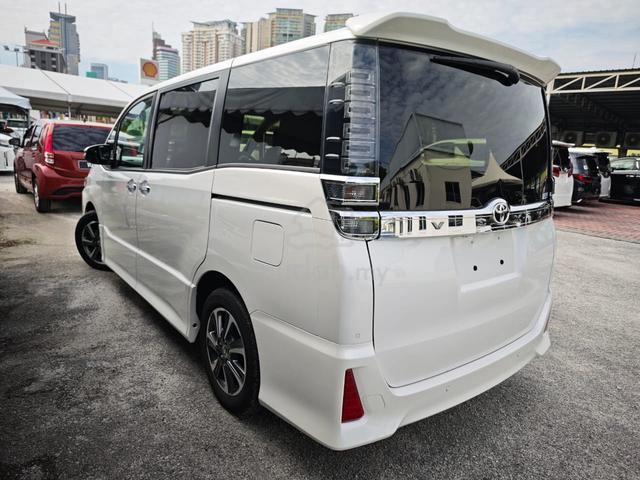 [ GRADE 4.5 ]2021 Toyota VOXY 2.0 ZS ALPINE X2 - 2