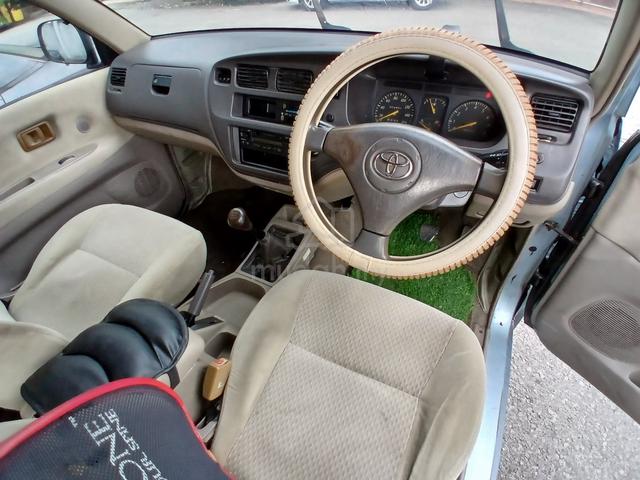 2003 Toyota UNSER 1.8 LGX (M) - 5