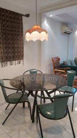 Apartment Ria 1 @ Taman Megah Ria Masai 1