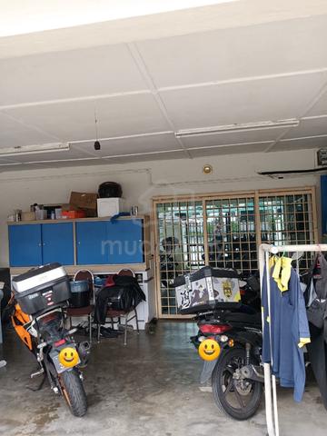 1 storey Terrace house Desa Jaya for RENT 1