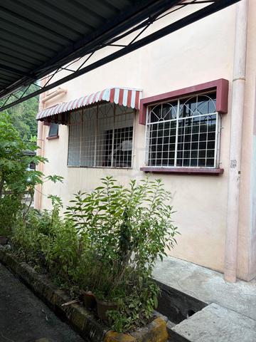 Taman Penampang Apartment 1