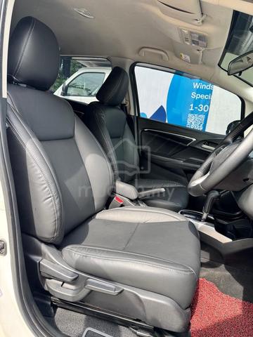 2016 Honda JAZZ 1.5 V (A) MODULO LEATHER SEAT - 4