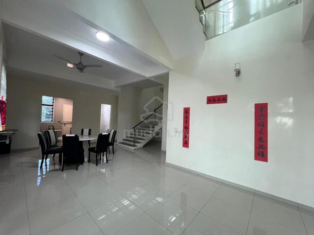 [CORNER LOT] Renovated Taman Ozana Residence 2.5 storey Terrace House 1