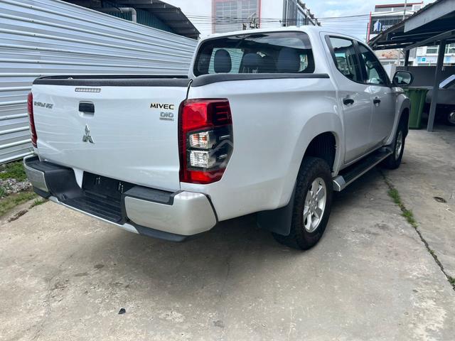 2020 Mitsubishi Triton 2.4L VGT MS 4x4 (AT) - 2