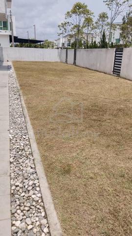 Fully renovated double storey corner lot in Sendayan for sale 1