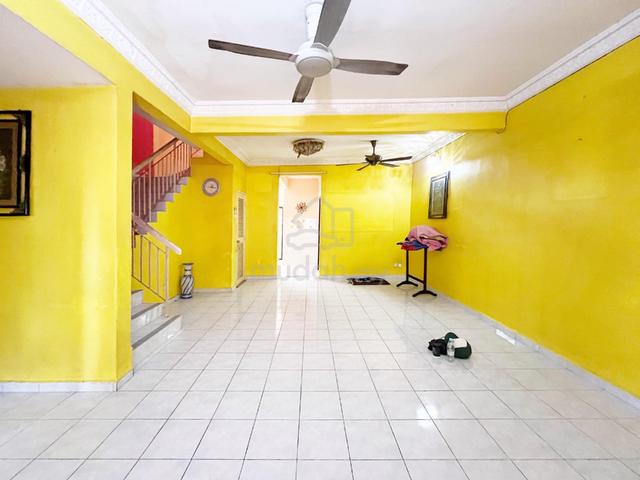 FACING OPEN Desa Latania Seksyen 36 Shah Alam Double Storey 4