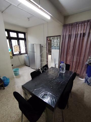 Rumah sewa untuk students UITM, Politeknik 1