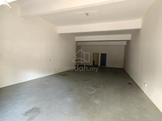 Seria 88 Shoplot Setia Alam ground floor for rent 1