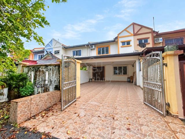 Double Storey Taman Desa Casuarina, Bandar Baru Nilai 1