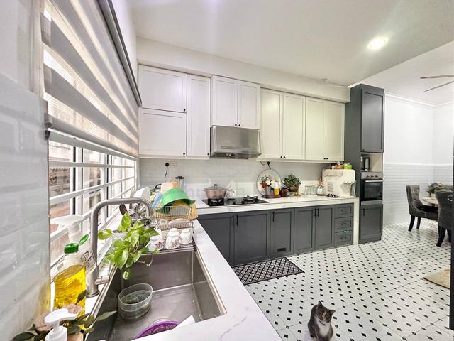 DAPUR CANTIK ✨Double Storey Terrace Bukit Bandaraya U11 Shah Alam. 1