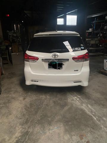 2009 Toyota WISH 1.8 X (A) - 4