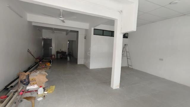 Jalan Sungai Nibong 2-Storey House 1600SF 6-Bedrooms *Near FTZ AREA 1