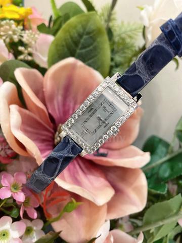 (Like New) Chopard Your Hour Mother Of Pearl 18k - photo 3 of 6