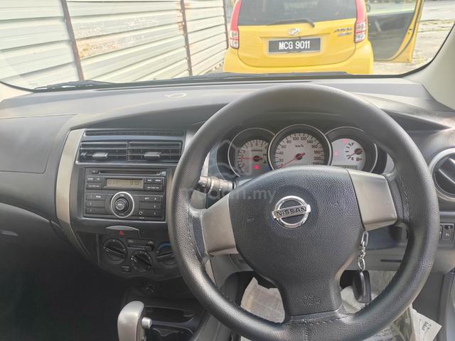 2012 Nissan GRAND LIVINA 1.6 CLASSIC/COMFORT (M) - 2