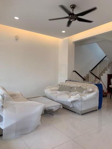 SPACIOUS 3 Storey Superlink Diamond Residence, Semenyih 4