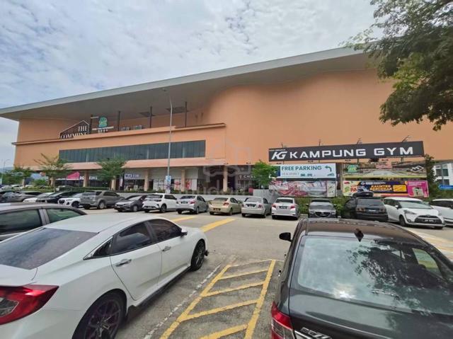 Vervocity Three Storey Corner Shop Lot for Rent 1