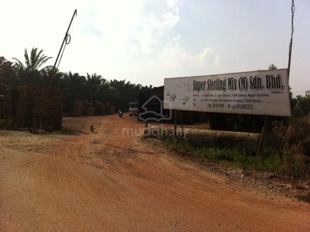 Gemas industrial land intermediate lot for sales  1