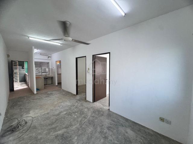 Rumah Pangsa Impian (Saujana Putra) 1